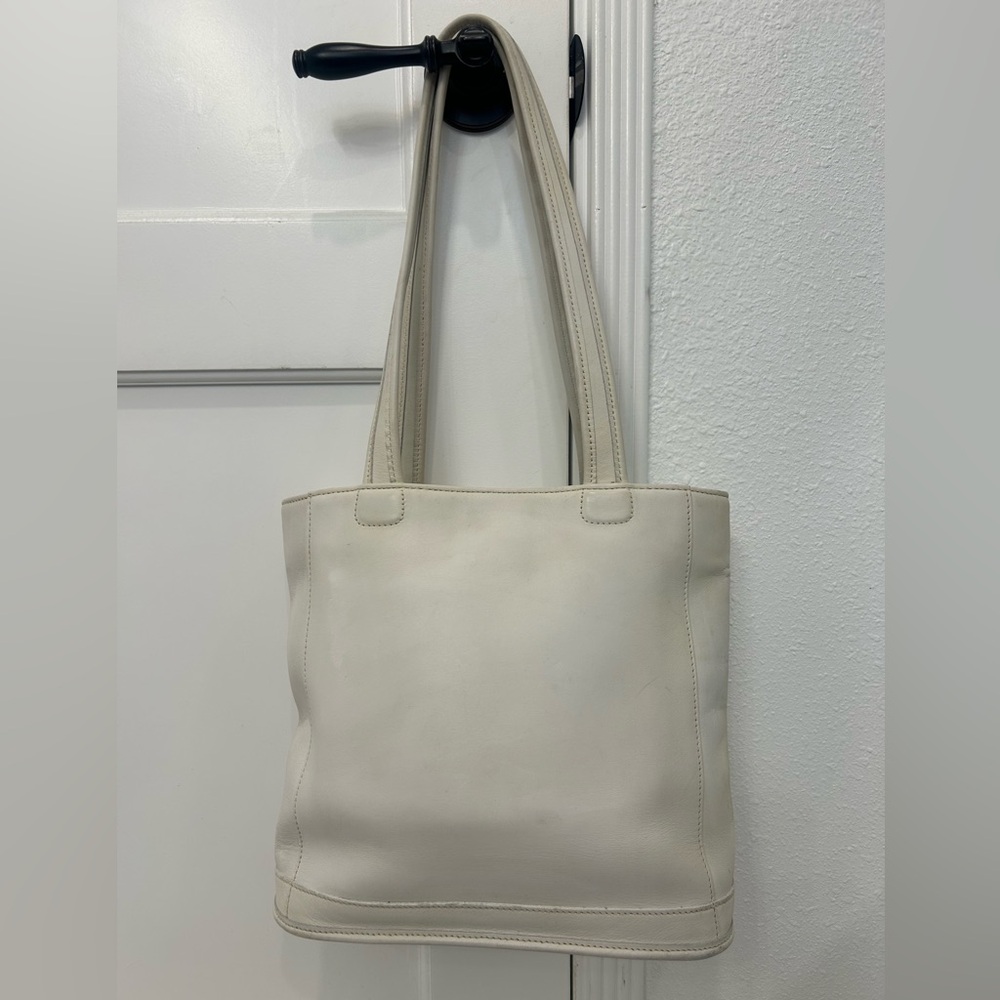 Coach Vintage Bleeker Bucket Bag - Glove-Tanned Leather, White/Ivory